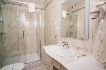 Фото номера Полулюкс Отель Hotel Sofia г. Поляна 5