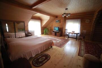 Фото номера Дом для отпуска Загородные дома Holiday home Sonyachniy Laz г. Поляна 6