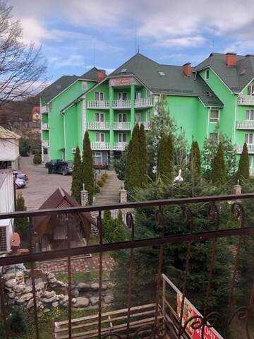 Фото номера Семейный люкс с балконом Мини-отель Вікторія г. Поляна 17