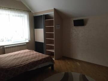 Фото номера Двухместный номер Делюкс с 1 кроватью (для 2 взрослых и 1 ребенка) Гостевой дом Oksamita г. Поляна 5