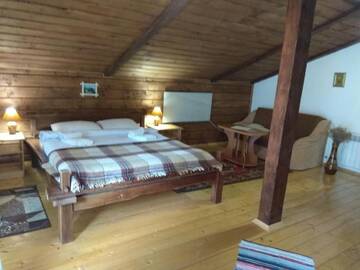 Фото номера Люкс с балконом Отель Chalet Vedmezhe г. Поляна 9